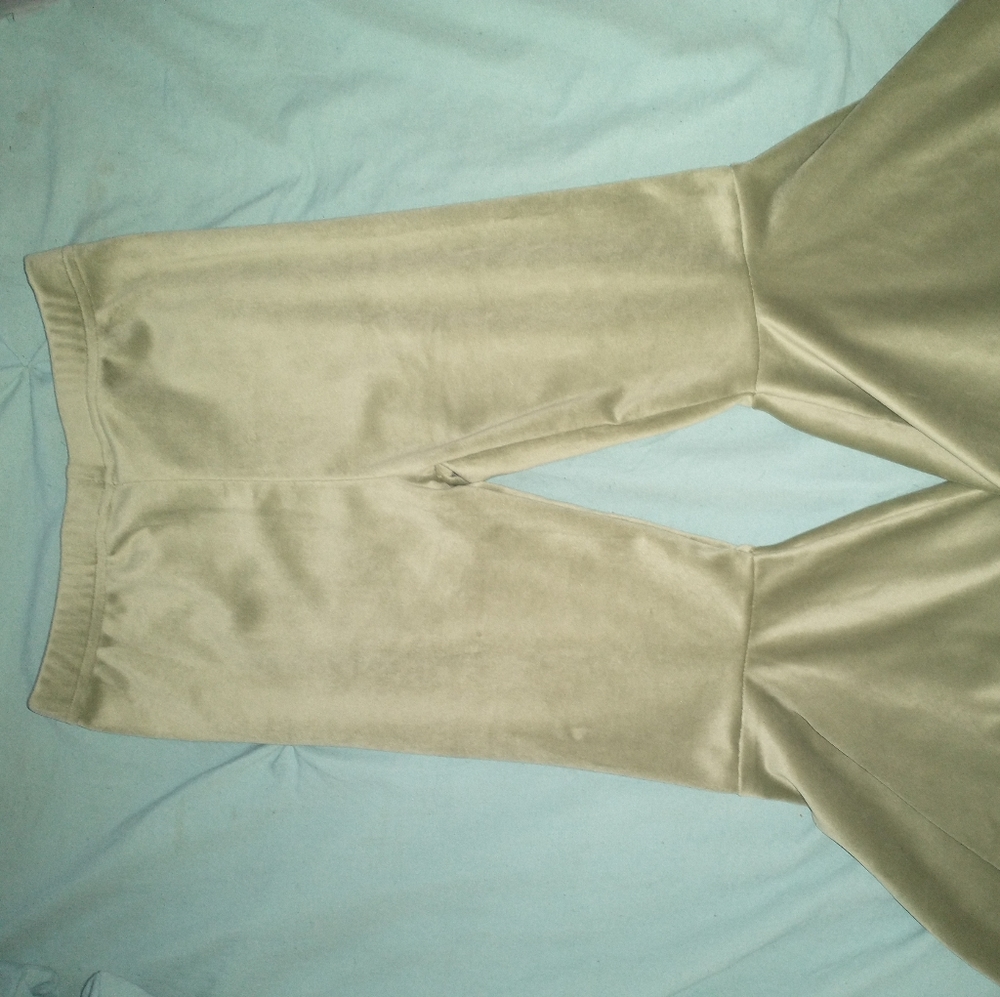 Bailey's blossom size 5T velvety bell bottoms